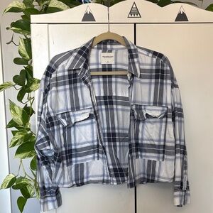 Abercrombie & Fitch Gray and White Checkered Button Down Shirt